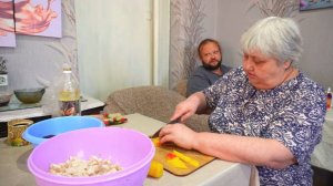 ВИНЕГРЕТ ПО-НАШЕМУ МУЖ В ВОСТОРГЕ ГОТОВЛЮ В БРАКЕ 45 ЛЕТ