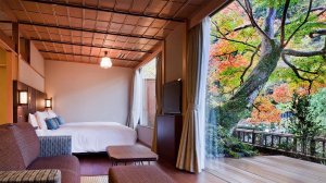 Планируем осеннюю поездку в японский онсэн-рёкан. Остановимся в Ёсина Онсэн Тофуя