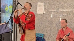 Зекинья де Абреу - "Тико-тико". Балалайки и славянская флейта (свирель). #музыкавметро