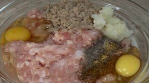 Куриные котлеты с маслом внутри