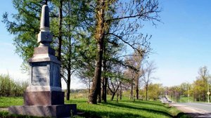 Каменные верстовые столбы