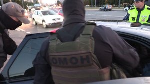 Полиция провела очередную проверку транспорта и иностранных граждан на Васильевском острове