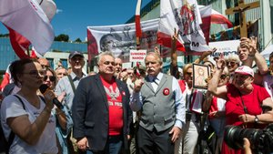 Жители Варшавы вышли на антиукраинские протесты