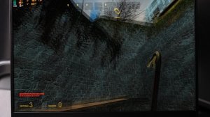 Ninkear S14 (7535HS + 660M) - Half Life 2 (Max Settings)