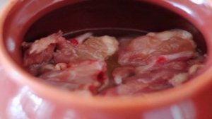 Жаркое в горшочках с курицей