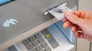 Крупные банки начали обнулять лимиты по кредиткам