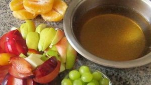 Желе с кусочками фруктов