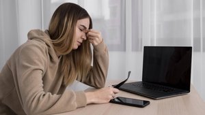 Югорчанам рекомендовали делать перерыв каждые полчаса при работе за компьютером