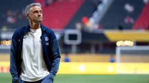 Луиса Энрике признали лучшим тренером сезона по версии France Football
