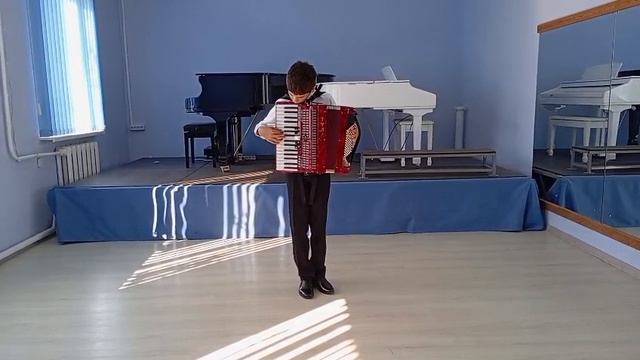 ДШИ ст. Раевской. Хорошее настроение. Исполняет Георг Мартенс 11 лет смотреть онлайн