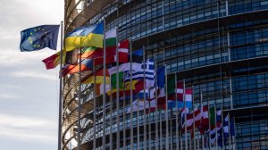 Reuters: Киев может лишиться поддержки ЕС после сокращения помощи США