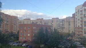 Погода Петербург . 23.09.2025 . 16:27 . +9° .