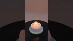 Свеча розочка из натурального кокосового воска.