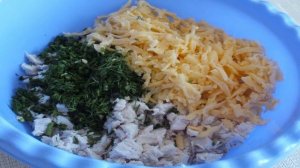 Лепешки с курицей и сыром
