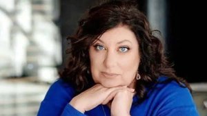 Экс-помощница Байдена назвала честью получение гражданства РФ