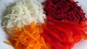 Маринованная капуста с болгарским перцем на зиму