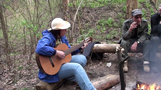 2016 МИРЭА 23 у костра2