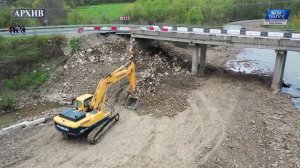 В посёлке Новомихайловском Туапсинского округа приступают к расчистке реки Нечепсухо.