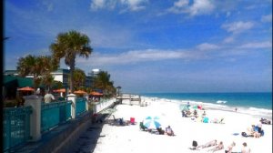A day at the beach (Retro Background Music Endless Summer)