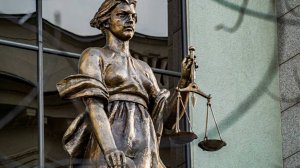 Экс-чиновник Росимущества Авакян сбежал из зала суда в Кронштадте