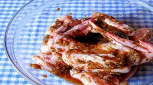 Куриные крылышки в томатном соусе