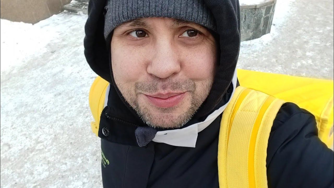 Пеший курьер в Яндекс Еда в морозный денёк! смотреть онлайн
