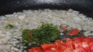 Куриные котлеты в томатном соусе
