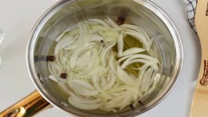 Маринованная свекла с луком