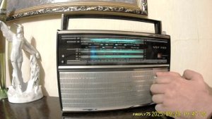 VEF 202 c УКВ диапазоном + Bluetooth и работа от сети 220 В