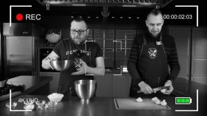 Готовим на газовом гриле Bellagio 400 Silver. Пицца, рёбрышки и стейк из говядины.