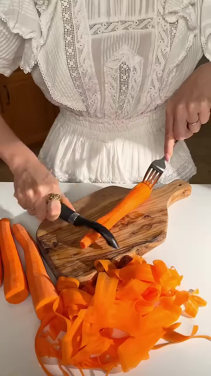 Carrot Ribbon Salad for Skin Glow & Weight Loss (158 Calories | Rich in Vitamin A + Skin Glow Boost) смотреть онлайн