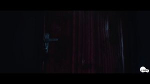 Кто там? / Who's there?