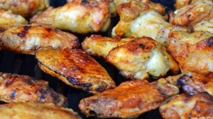 Куриные крылышки под острым соусом