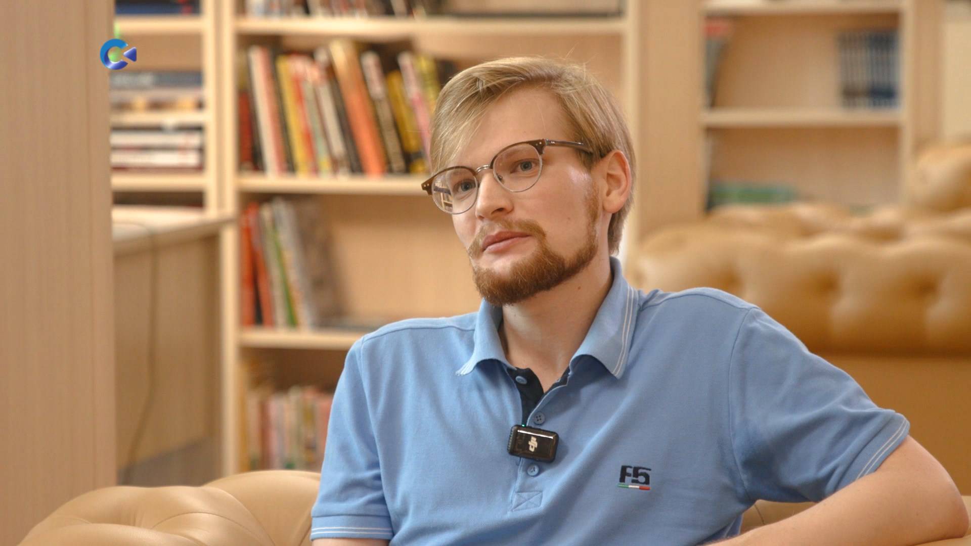 «Книжная разборка» | Арсений Лисков