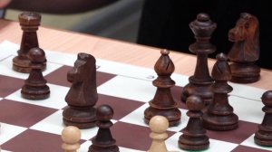 Почти 100 юных брянских шахматистов борются за участие в окружном турнире