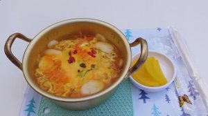 Сырный рамен, приготовленный тетей с 50-летним опытом приготовления рамена – Sinchon Box Square Aunt