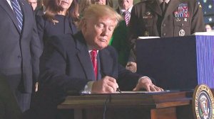 Трамп подписал указ о признании движения "Антифа" террористической организацией