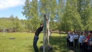 Учитель должен показывать упражнения, быть примером.