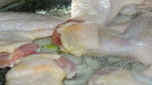 Куриные крылышки с рисом