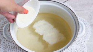 Желе из шампанского с фруктами и ягодами