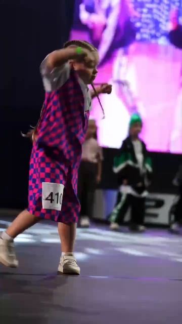 -3253167238567410443