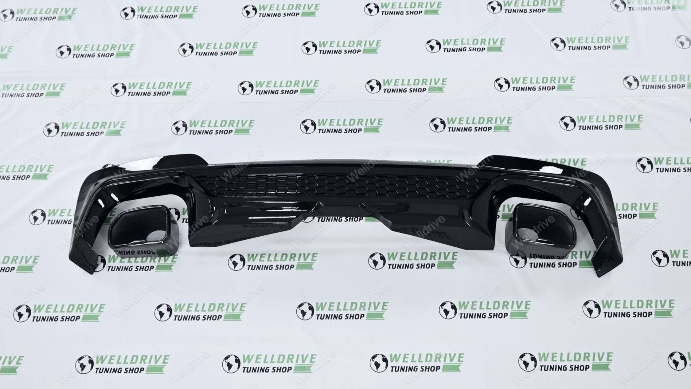 Диффузор BMW X3 G01 с насадками