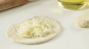 Лепешки с сыром сулугуни