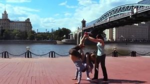 Съемка на Набережной Москва | Группа танцоров и Алена Швецова