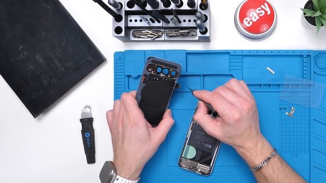 Pixel 10 Pro был создан, чтобы быть стеклянным. (Разборка + Модификация) смотреть онлайн