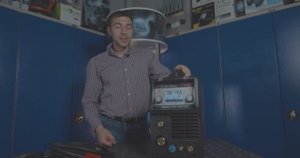 Обзор сварочного полуавтомата Flama Power MIG 200 LCD инверторный, с синергетическим управлением