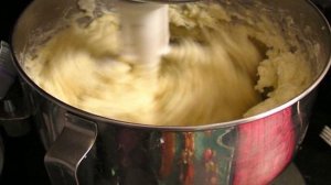 Картофель, фаршированный сыром