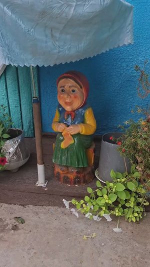 Уехали в гости к родителям