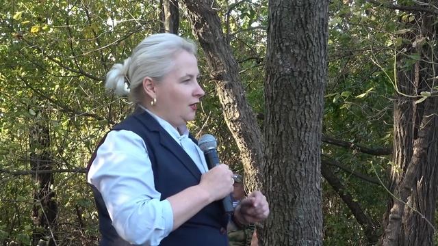 Кряжева-Карцева - кандидат исторических наук, лектор Российского общества  "Знание " ч. 5