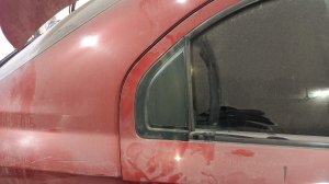 снятие боковой наружной накладки задней правой двери Шевроле авео